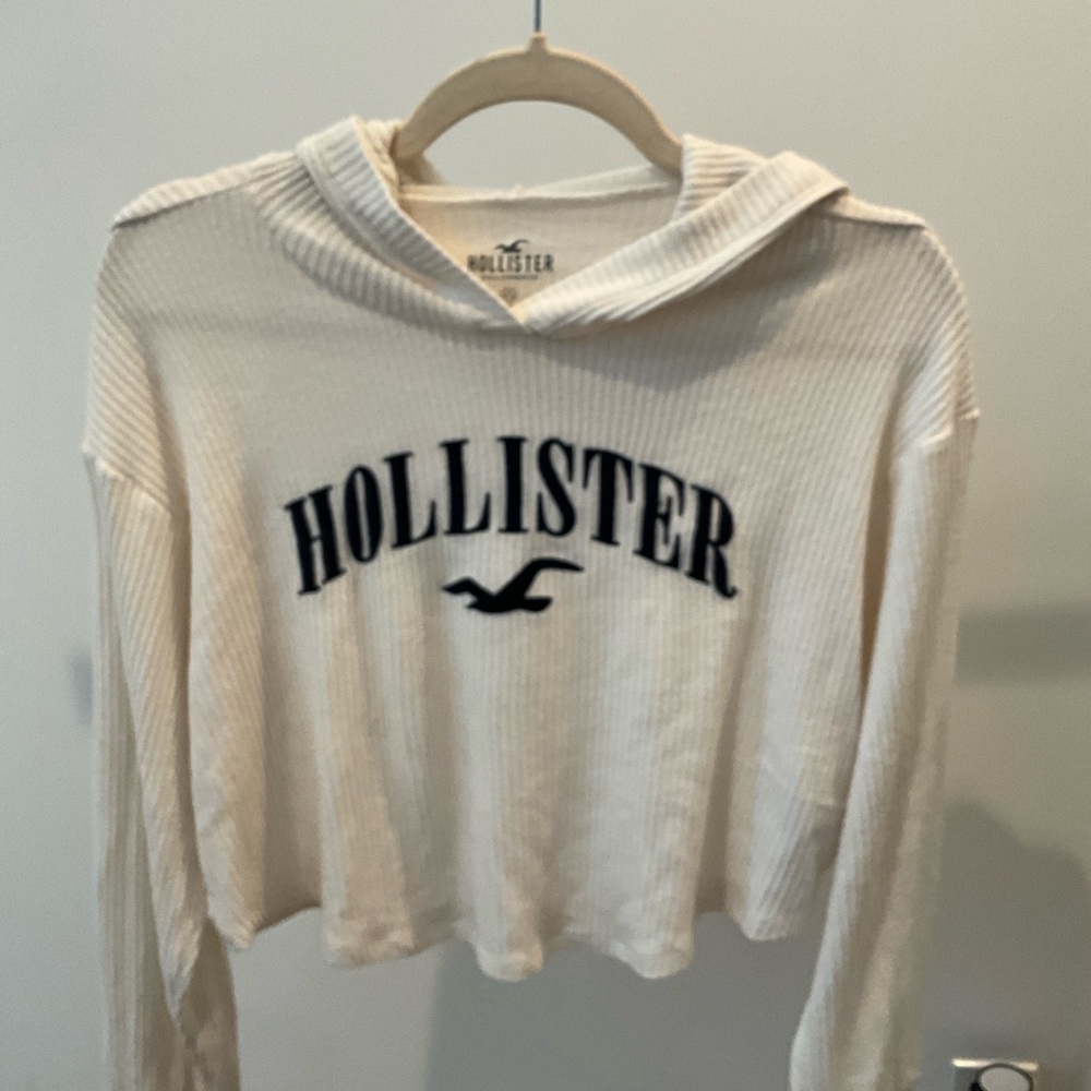 Hollister Cream Crop Hoodie with Ribbed Style